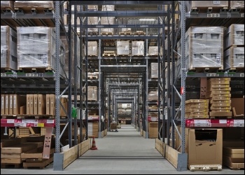 Warehouse, photo Trougnouf/CC, photo Troughouf/CC