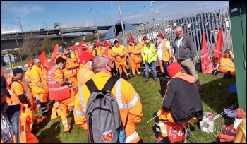 Thurrock council workers striking against pay cuts, photo by Dave Murray