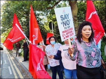 Unite members protest outside Whipps Cross Hospital against the Tory NHS pay offer, 25.08.21. Photo: Isai Priya